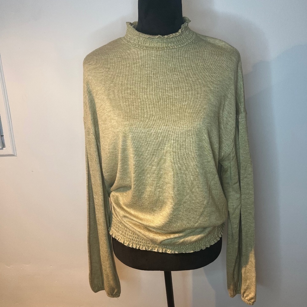 Universal thread womens long sleeve top NWT